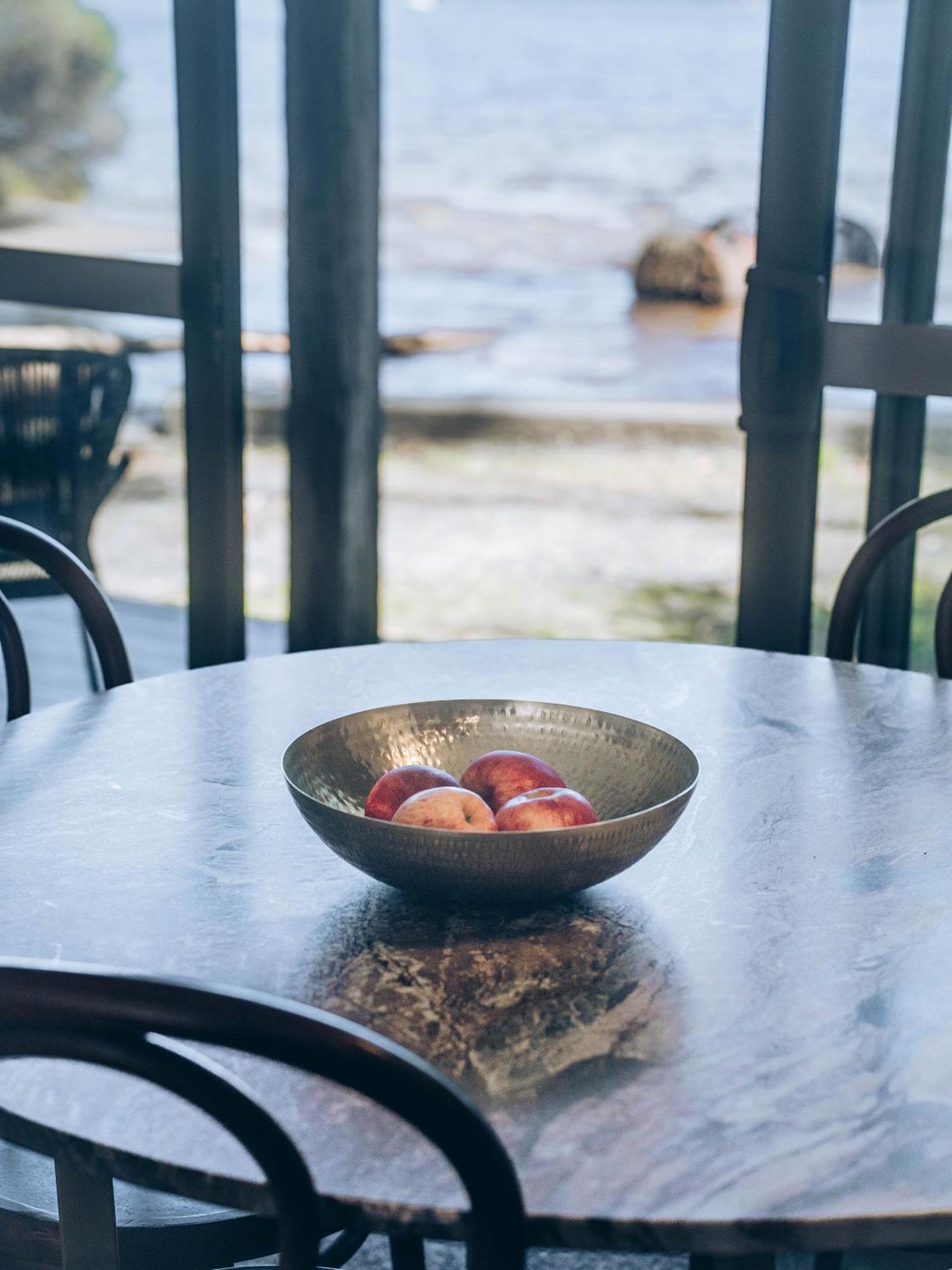 Risby Cove Boutique Hotel Strahan Dış mekan fotoğraf