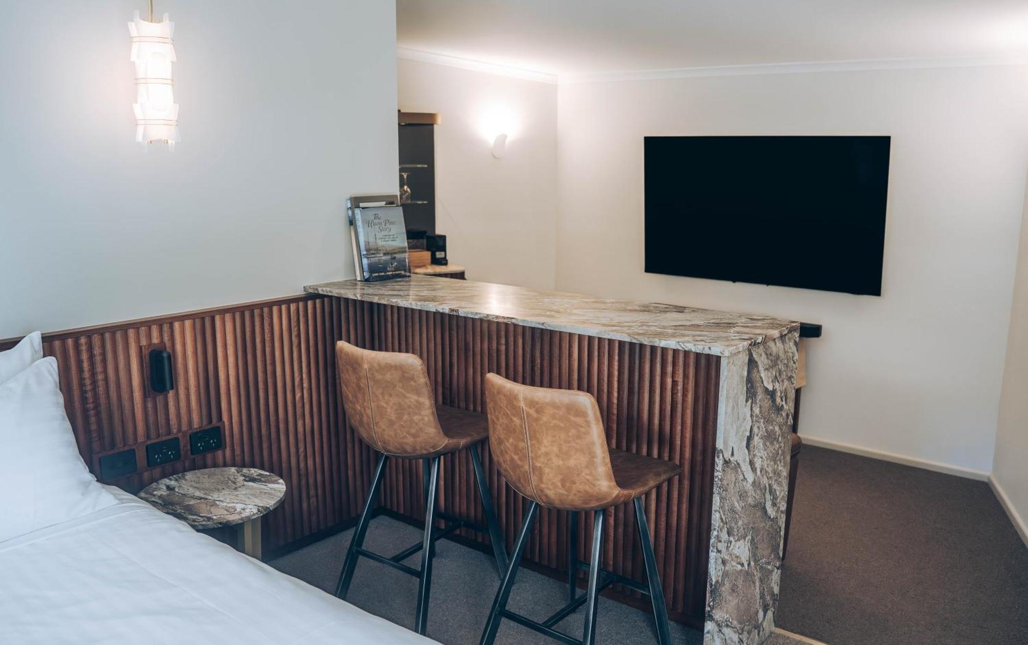 Risby Cove Boutique Hotel Strahan Dış mekan fotoğraf