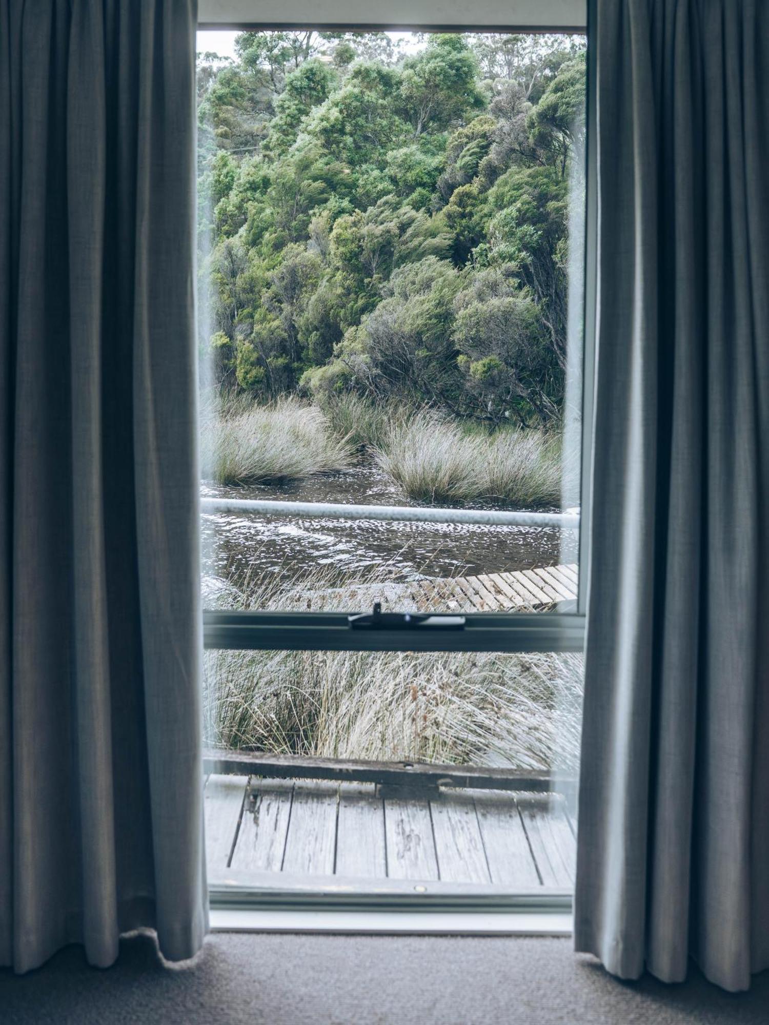 Risby Cove Boutique Hotel Strahan Dış mekan fotoğraf